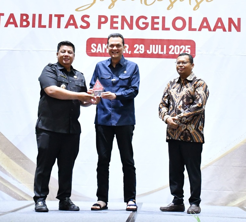 Berita 8